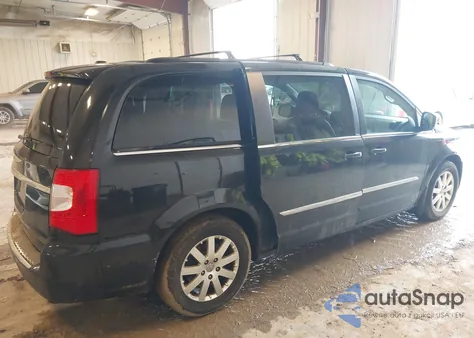 2014 Chrysler Town & Country Touring z USA, uszkodzony, nr VIN 2C4RC1BG8ER198208